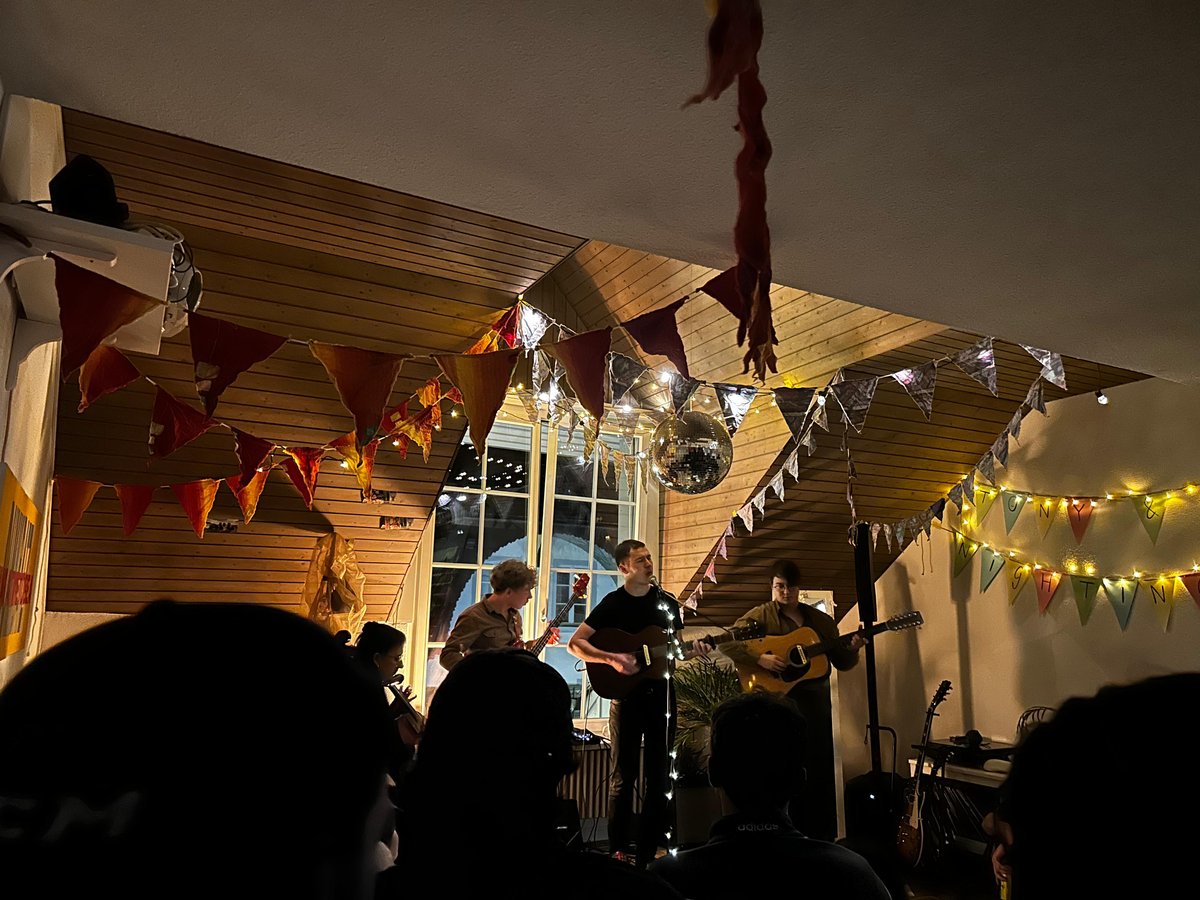 Tony and The Nightingales